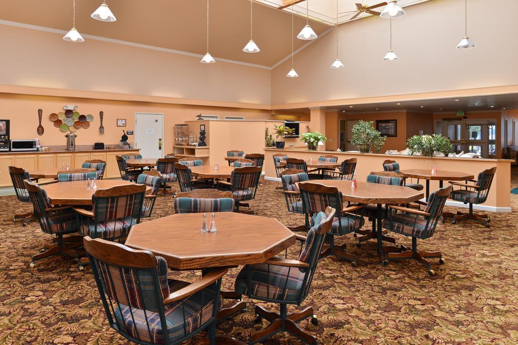 לייקוויו Fremont Inn מראה חיצוני תמונה